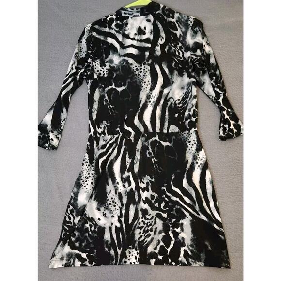 CHICO'S Dress Animal‎ Print Faux Wrap Jersey Knit Vneck Black White Sz 0 Small 4 - Picture 2 of 8